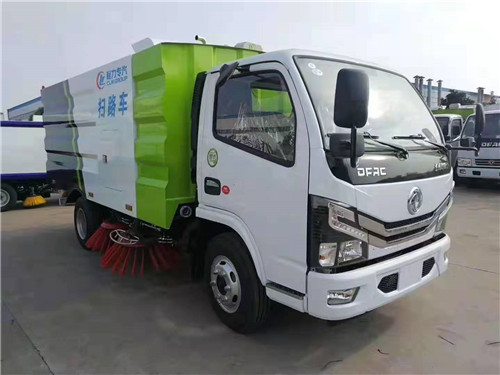 今日推薦：國(guó)六排放東風(fēng)小多利卡掃路車(chē)