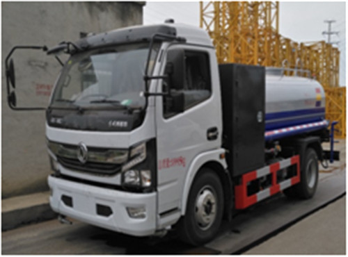新能源4-5噸電動(dòng)灑水車圖片參數(shù)介紹