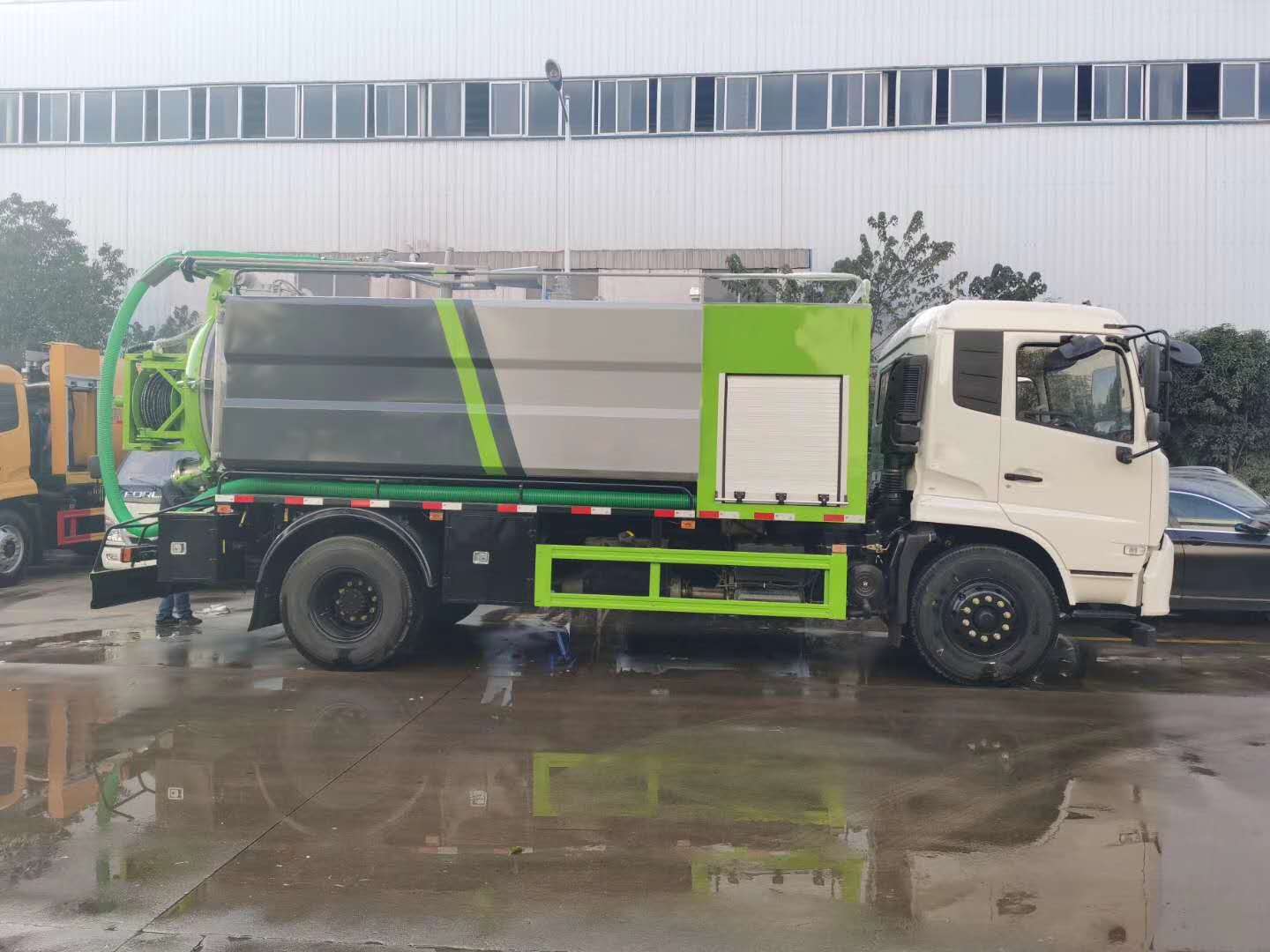 國六東風(fēng)天錦清洗吸污車，可以上北京市牌照