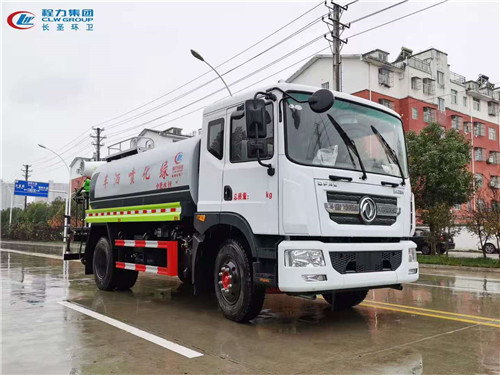 現(xiàn)車(chē)！現(xiàn)車(chē)！現(xiàn)車(chē)！東風(fēng)D9灑水車(chē)圖片參數(shù)介紹