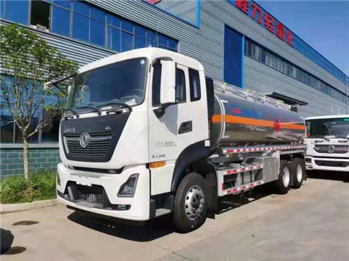國六東天龍小三軸距鋁合金油罐車現(xiàn)貨危貨，目前程力公告已出