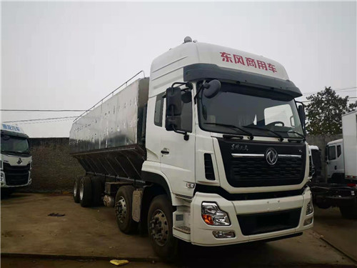 國五東風天龍前四后八40方鋁合金飼料車自重輕，拉的多，不超載