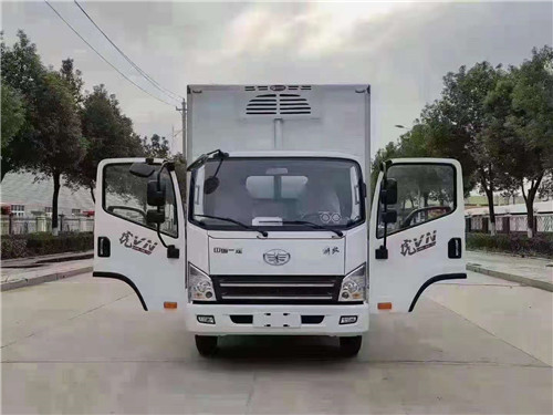 解放國六4.2米藍牌冷藏車，冷藏車專用底盤，整車不超重