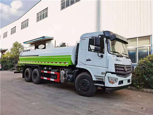 國六東風專底后雙橋灑水車，最后2臺5月1號之前的證，現(xiàn)車，不受稅改