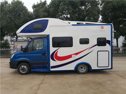 依維柯C型歐勝旅居房車，是實現(xiàn)您 “生活中旅行，旅行中生活”的車型 (6).jpg